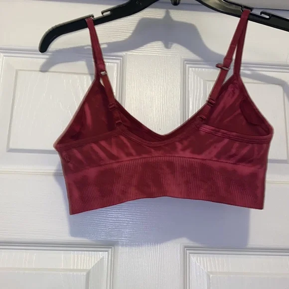 Final price Lululemon Sports Bra - Picture 3 of 6